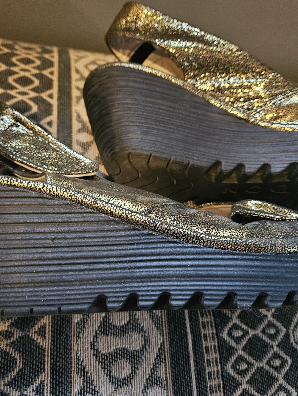 Fly London Yakin Wedge Sandals - Picture 14 of 14